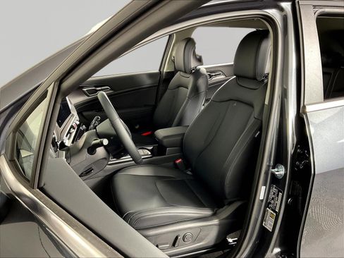 New 2026 Kia Sportage EX FWD image 16