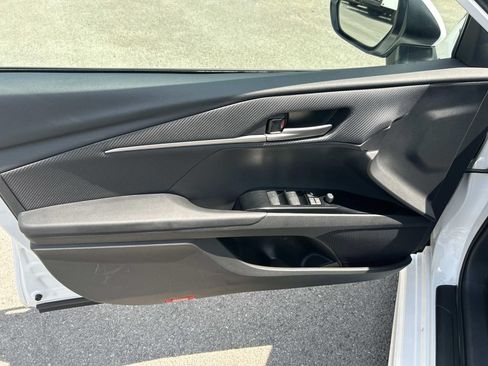 Used 2026 Toyota Camry SE FWD image 26