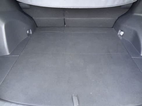 Used 2024 Toyota RAV4 XLE FWD image 9