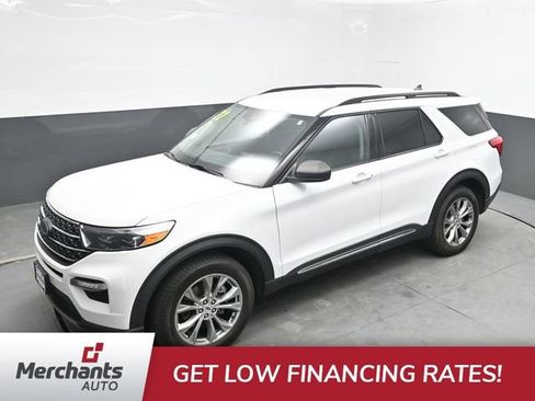 Used 2022 Ford Explorer XLT w/ Equipment Group 202A AWD/4WD image 21