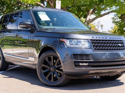 Used 2014 Land Rover Range Rover HSE image 8