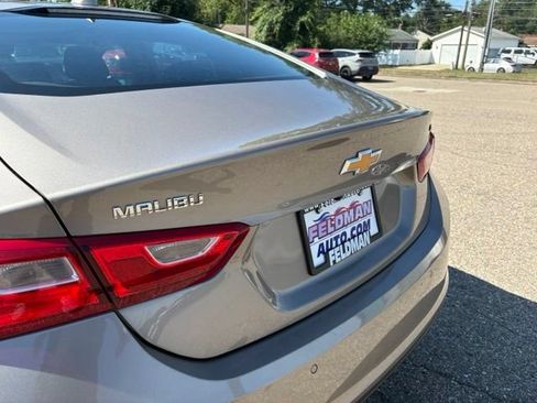 Used 2024 Chevrolet Malibu LT FWD image 33