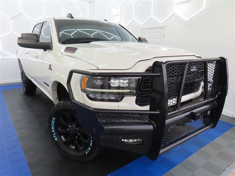 Used 2022 RAM 2500 Limited w/ Night Edition AWD/4WD image 4