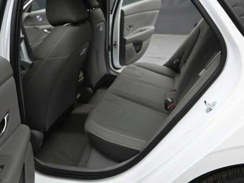 New 2026 Hyundai Elantra Sport FWD image 15