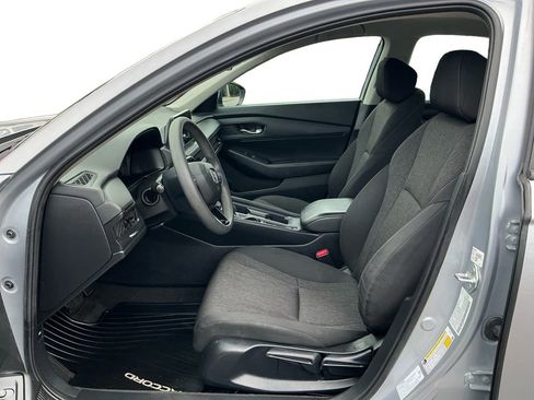 Used 2023 Honda Accord LX image 14