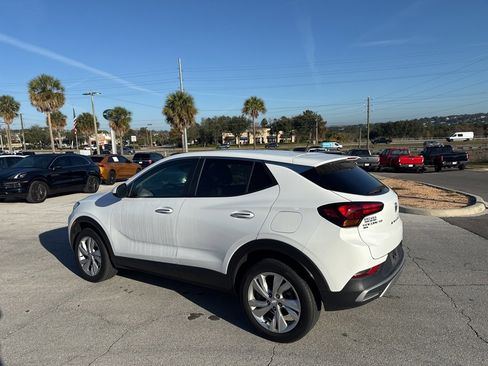 Used 2024 Buick Encore GX Preferred w/ Comfort Package image 4