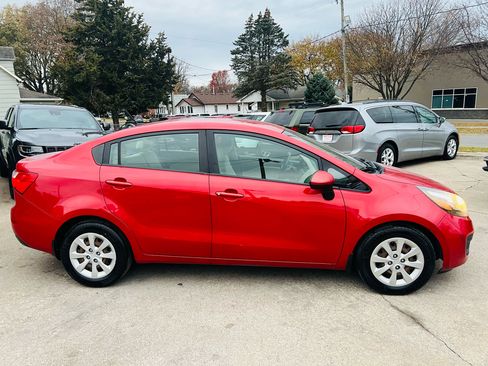 Used 2013 Kia Rio LX image 2