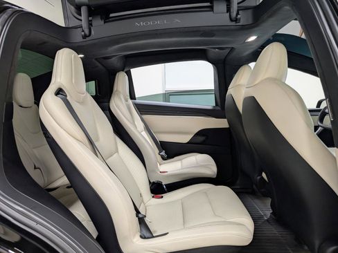 Used 2022 Tesla Model X Plaid AWD/4WD image 31