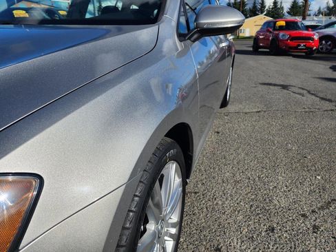 Used 2015 Volkswagen Golf TDI SE image 31