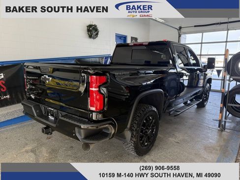 Used 2026 Chevrolet Silverado 3500 LTZ w/ Trail Boss Package image 4