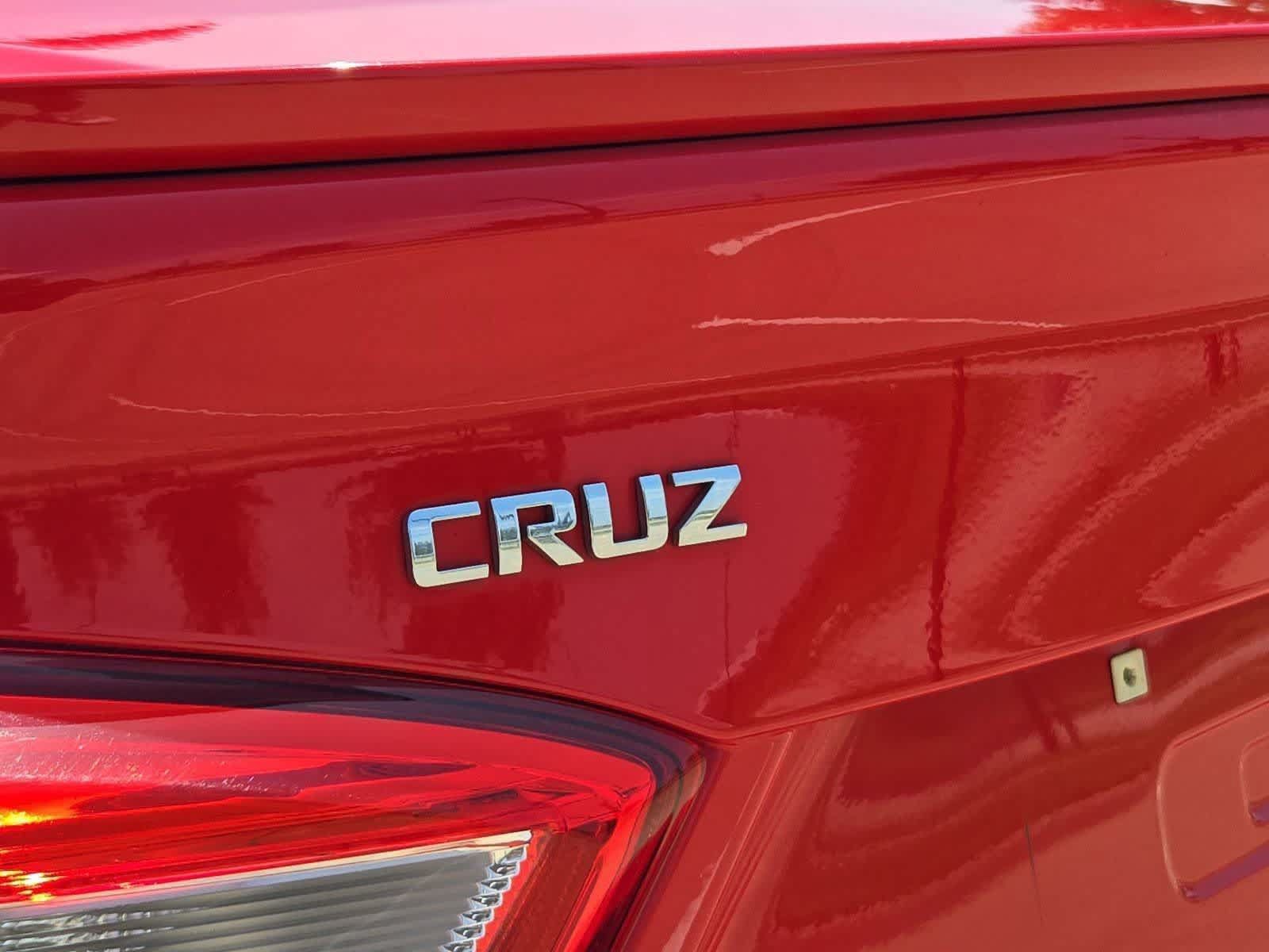 Used 2018 Chevrolet Cruze LS FWD image 11