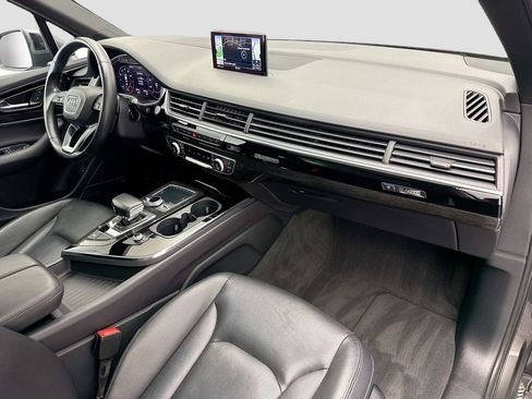 Used 2019 Audi Q7 3.0T Prestige w/ Prestige Package image 16