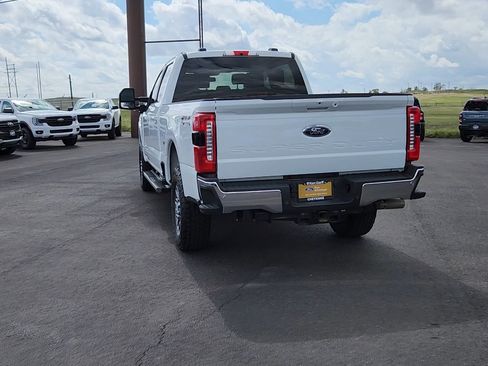 Certified 2025 Ford F250 Lariat AWD/4WD image 4