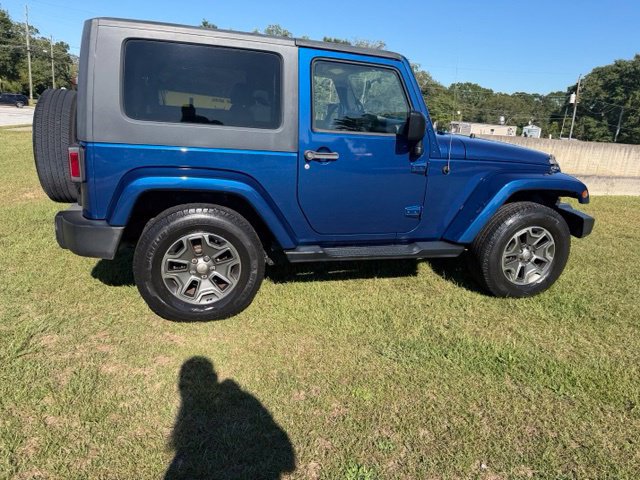 Used 2009 Jeep Wrangler Sahara w/ Trailer Tow Group AWD/4WD image 7