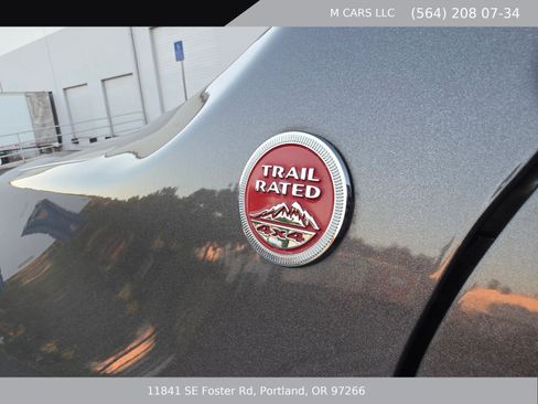 Used 2017 Jeep Renegade Trailhawk AWD/4WD image 20