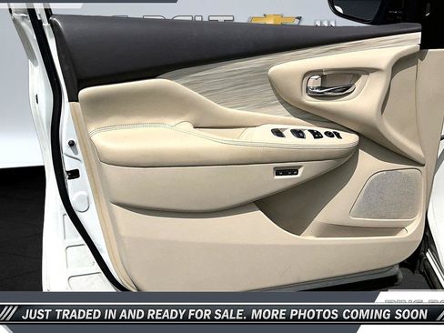 Used 2017 Nissan Murano SL w/ SL Technology Package FWD image 17