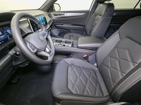 New 2026 Volkswagen Atlas Cross Sport SE image 24