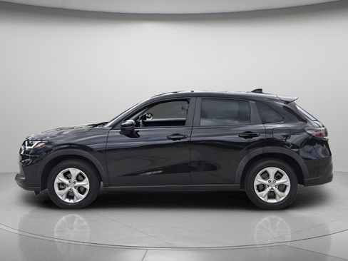 Certified 2023 Honda HR-V LX image 4