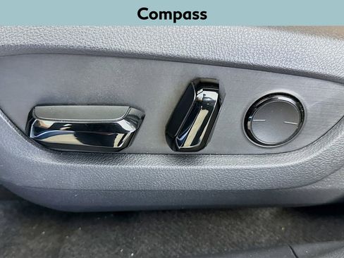 Used 2024 Lexus RX 350 Premium image 19