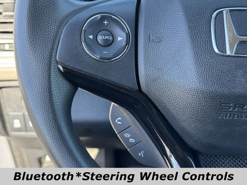 Used 2019 Honda HR-V LX image 7