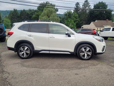 Used 2019 Subaru Forester Touring w/ Popular Package #3 AWD/4WD image 9