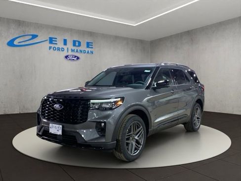 New 2026 Ford Explorer ST-Line w/ ST-Line Street Pack AWD/4WD image 3