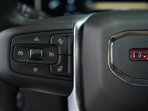 New 2026 GMC Sierra 2500 SLT w/ SLT Convenience Package image 28