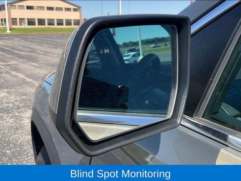 Used 2019 GMC Acadia SLE w/ Driver Alert Package I FWD image 20