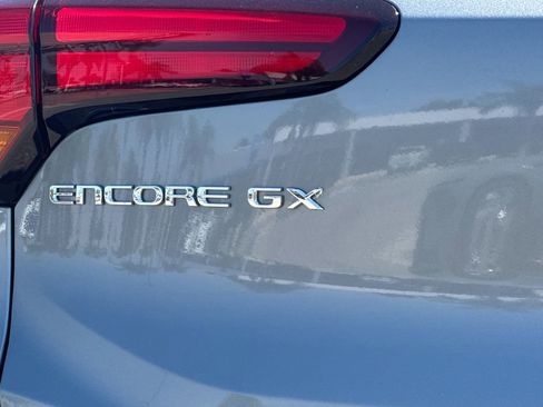 Used 2025 Buick Encore GX Preferred FWD image 31