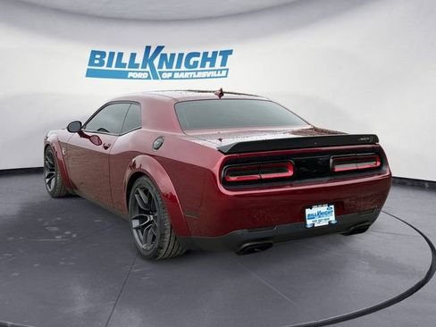 Used 2018 Dodge Challenger SRT Hellcat RWD image 3