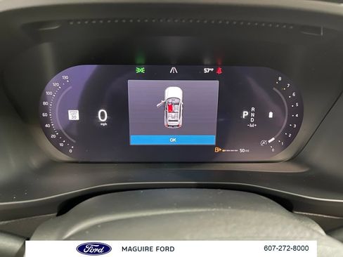 Used 2023 Volvo XC40 B5 Plus w/ Driver Assist Package AWD/4WD image 30