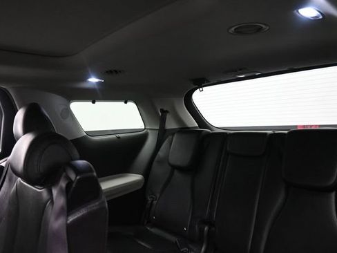Used 2023 Kia Carnival SX Prestige w/ Paint Protection Package FWD image 21