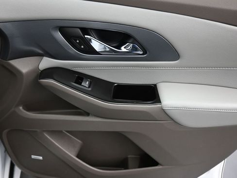 Used 2020 Chevrolet Traverse Premier w/ LPO, Floor Liner Package FWD image 60