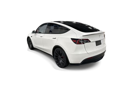 Certified 2023 Tesla Model Y Performance AWD/4WD image 4