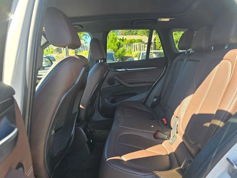 Used 2017 BMW X1 xDrive28i AWD/4WD image 16