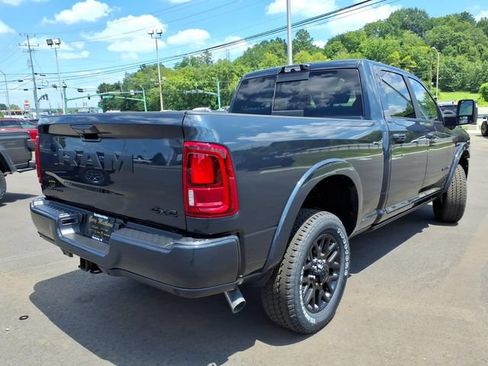 New 2026 RAM 2500 Limited AWD/4WD image 3