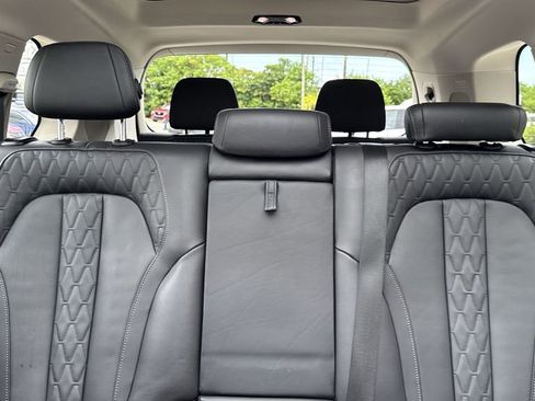 Used 2023 BMW X7 xDrive40i image 19