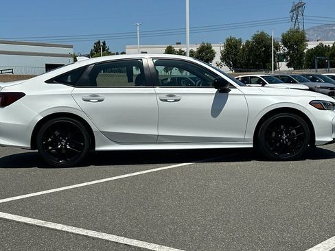 Certified 2025 Honda Civic Sport image 3