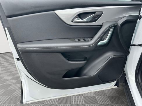 Certified 2025 Chevrolet Blazer LT image 21