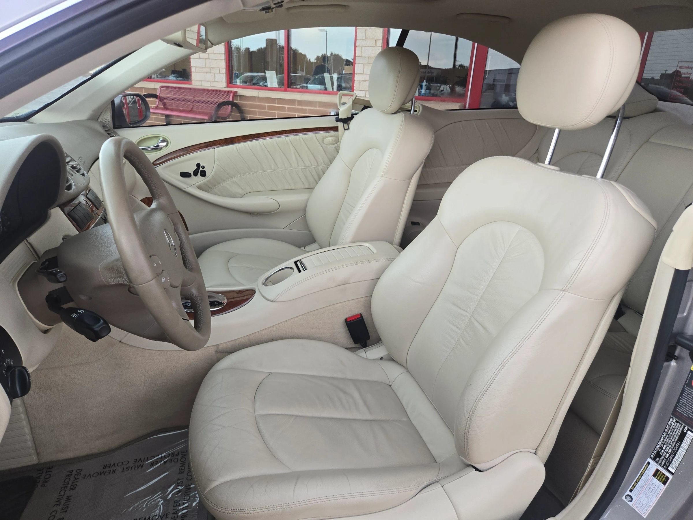Used 2007 Mercedes-Benz CLK 350 Coupe image 8