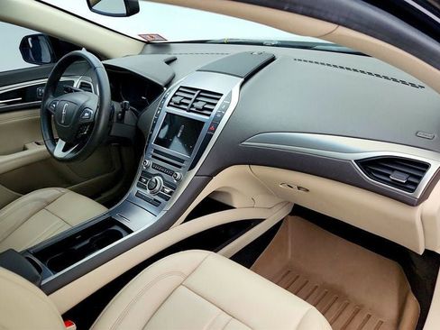 Used 2017 Lincoln MKZ Premiere image 25