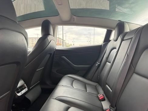 Used 2019 Tesla Model 3 Long Range AWD/4WD image 18