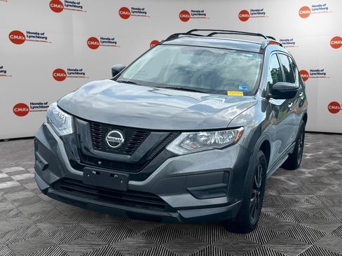 Used 2018 Nissan Rogue SV AWD/4WD image 1