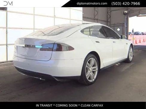 Used 2014 Tesla Model S 85 RWD image 5