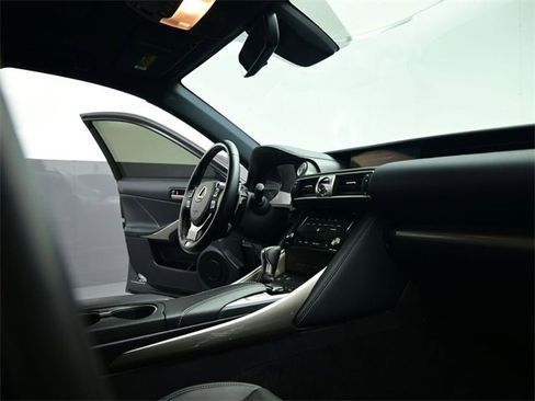 Used 2017 Lexus IS 300 F Sport w/ F Sport Package image 34