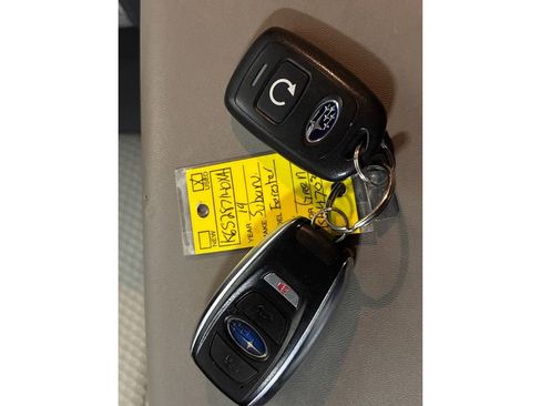 Used 2019 Subaru Forester Premium image 38