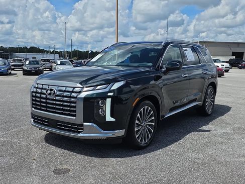 Used 2025 Hyundai Palisade Calligraphy FWD image 4