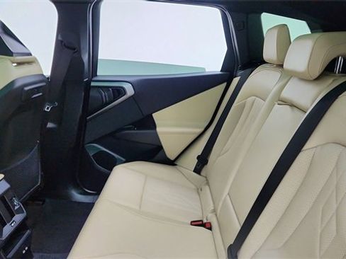 Used 2025 BMW X3 xDrive30i w/ M Sport Package image 28