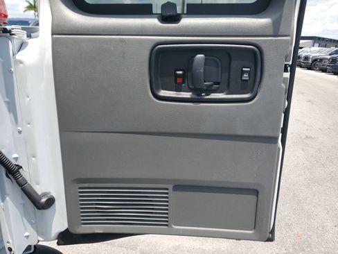 Used 2025 Chevrolet Express 3500 LT w/ LT Preferred Equipment Group RWD image 12