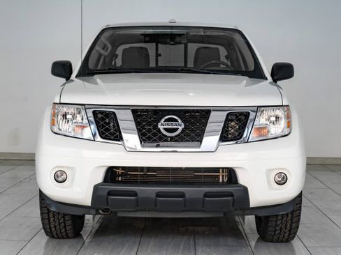 Used 2018 Nissan Frontier SV w/ Value Truck Package image 3